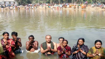 বগুড়ায় পূজাঅর্চনা-অর্ঘ্যদানে রাম নবমী উৎসব