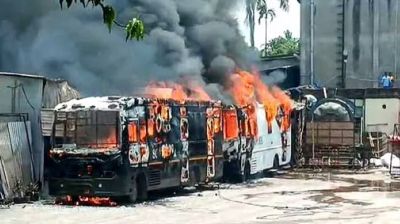 কলকাতার ডিআরআর স্টুডিওতে অগ্নিকাণ্ড