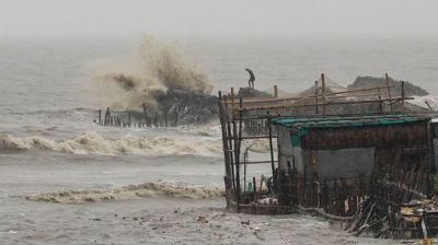 রিমালের আঘাতে নিহত ১০, সোয়া কোটি মানুষ বিদ্যুৎহীন