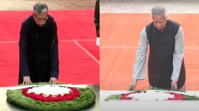 ভাষাশহীদদের প্রতি রাষ্ট্রপতি ও প্রধান উপদেষ্টার শ্রদ্ধা