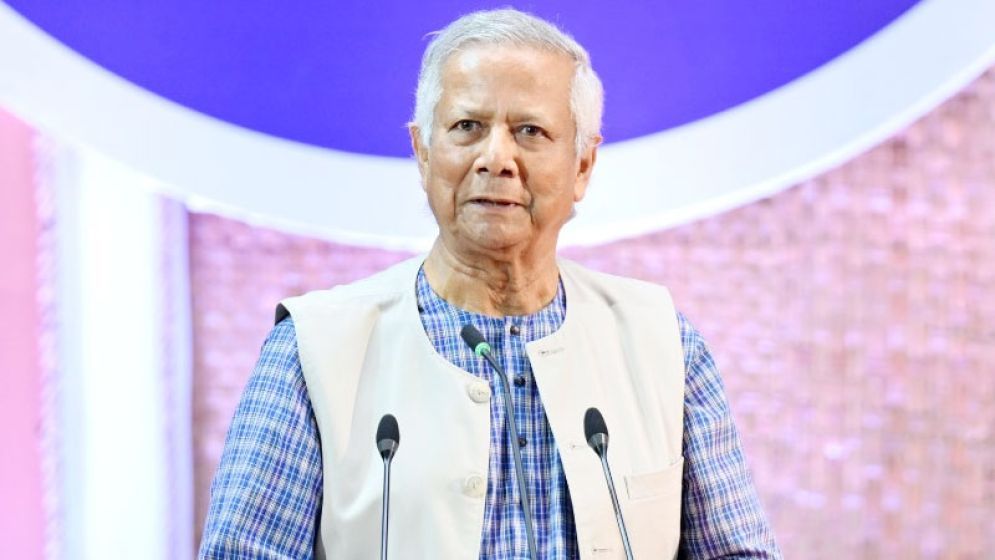 প্রধান উপদেষ্টা কাতার যাচ্ছেন সোমবার