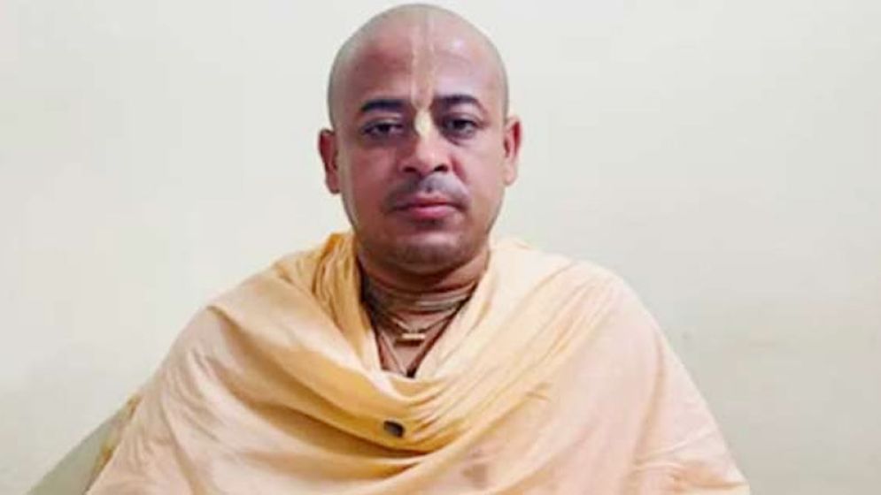 চিন্ময় দাসের জামিন স্থগিতের আদেশ প্রত্যাহার, শুনানি রবিবার