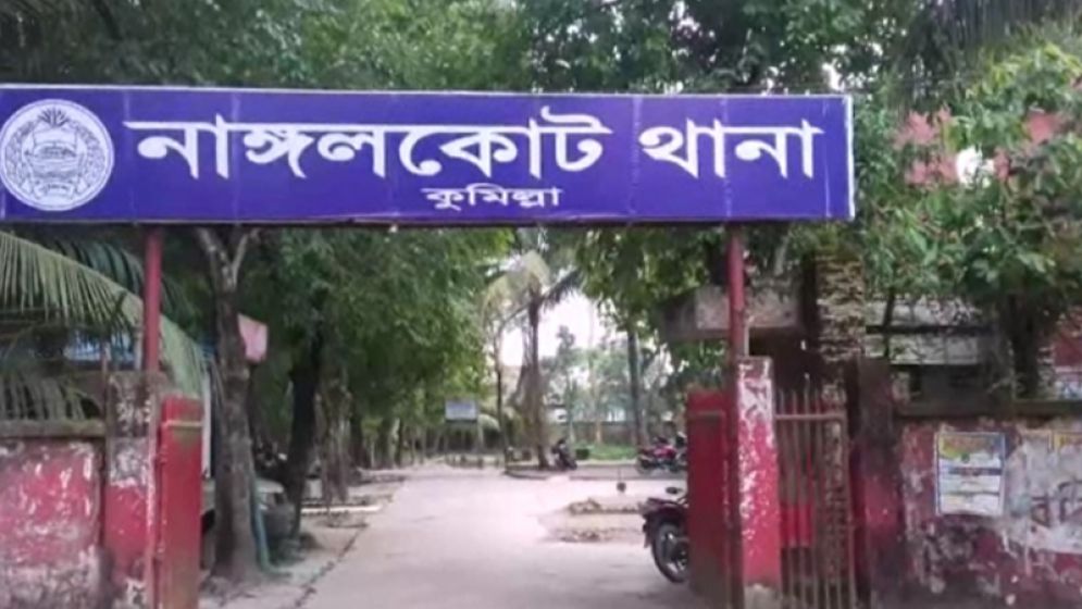 গৃহবধূকে ধর্ষণের পর চুল কেটে দেওয়ার অভিযোগ