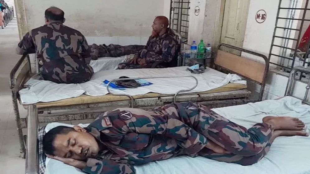 পাটগ্রামে হামলায় গুরুতর আহত দুই বিজিবি সদস্য
