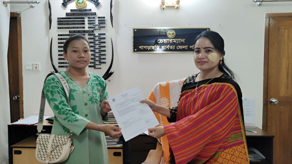 জিরুনা ত্রিপুরার মানবিকতায় পাহাড়ে নতুন ইতিহাস