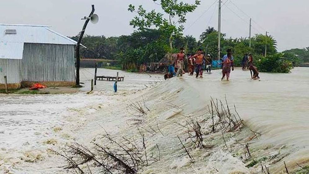১৬ জেলায় জলোচ্ছ্বাসের শঙ্কা, সতর্ক সংকেত