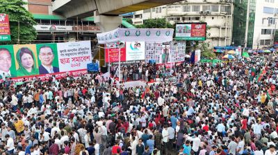 শাহবাগে ছাত্রদলের নেতাকর্মীদের ঢল